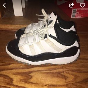 Toddler Jordan Sneakers size 9